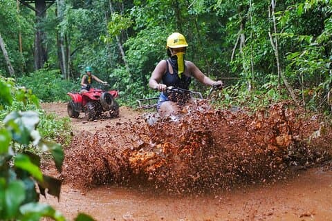 Cancun Adventure Day ATV Rides Zipline und Mittagessen