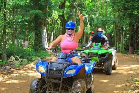 Tour de aventura en Cancún ATV Zipline Almuerzo Tequila