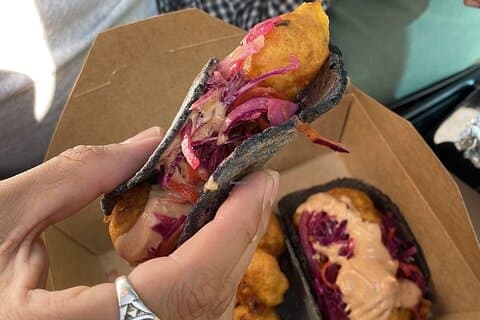 I nærheden af No Meat, Just Heat Ensenada Vegan Bar Hop