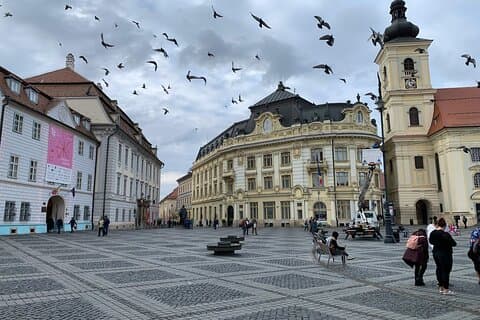 De Bucareste para o Castelo de Peles Brasov e Sibiu Tour