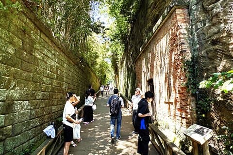 Yokosuka: Guided Island Tour to Sarushima’s Forgotten Fort