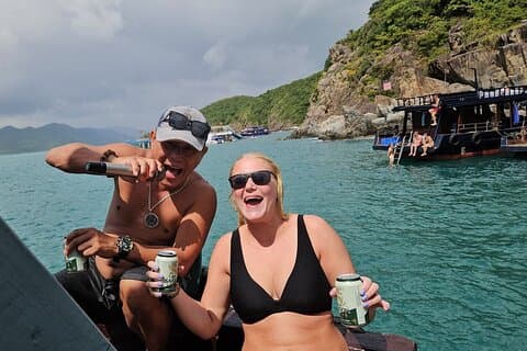 Nha Trang Island Snorkeling Adventure com churrasqueira e bar flutuante