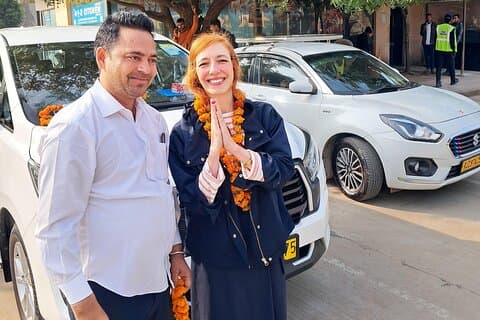 One-Way Transfers assistance Agra to Jaipur Drop