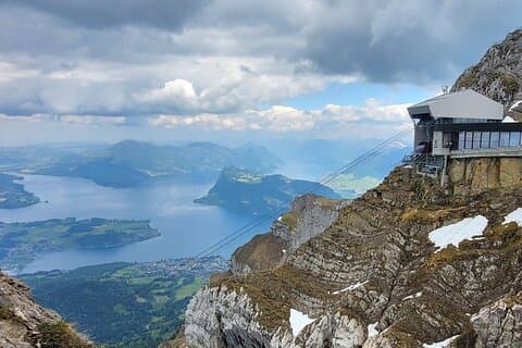 Mont Pilatus et Lucerne Visite privée au départ de Zurich