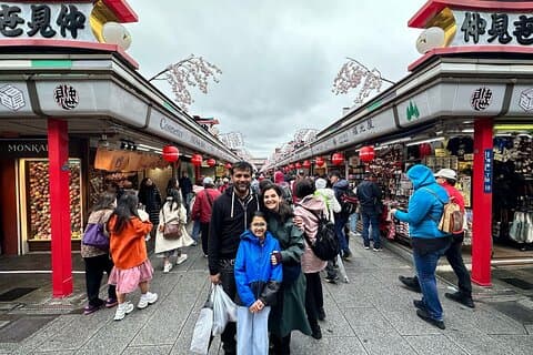 Tour privato di 2 ore di Asakusa Tokyo con Guida Esperta locale