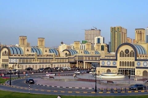 Capitale culturale del tour Sharjah degli Emirati Arabi Uniti da Dubai