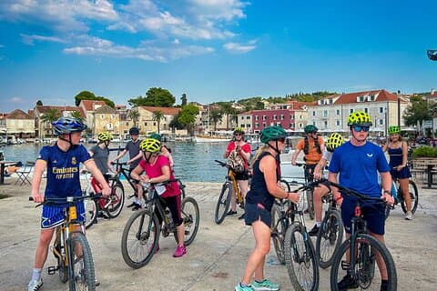 Brač Island EMountain BikeTour kunsthistorie og olivenolie smagning
