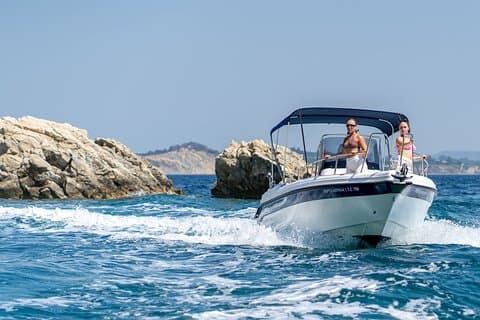 Zakynthos: Private Cruise - Keri Caves, Myzithres & Marathonisi