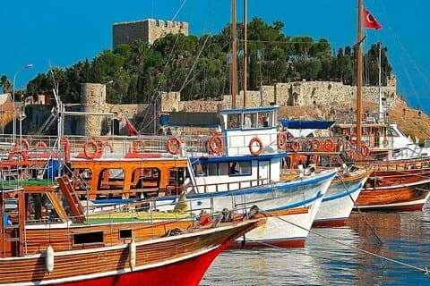Kusadasi Boat Cruise Including Lunch & Soft Drinks