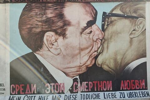 Alternative Berlin Private Tour with Jacob - Graffiti and Squats