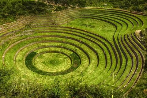 Cusco : 2 Días Valle Sagrado & Maras - Moray y Machu Picchu Tour