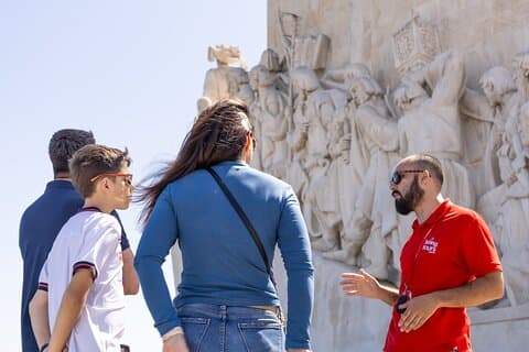 Från Lissabon: Liten grupp Sintra, Pena Palace, Cascais & Belém