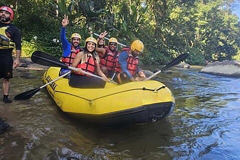 Rafting en el río Mambucada Aventura en la Selva Atlántica
