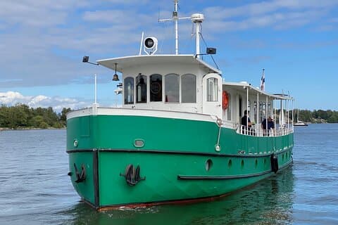 Privécruise met historisch stalen schip in Helsinki