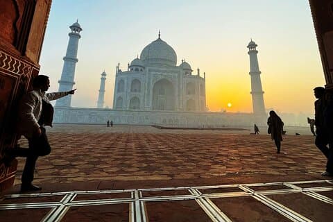 Private Sunrise Taj Mahal og Agra Fort Tour fra Jaipur med bil