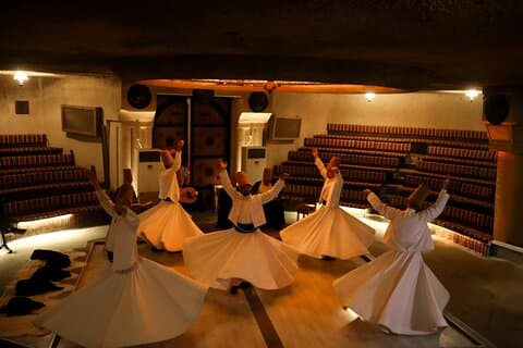 Cappadocia Whirling Dervishes Sufi Show com transferência