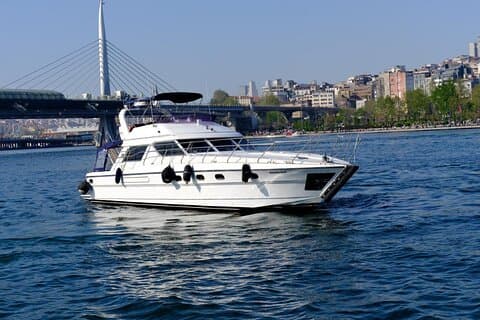 Istanbul Private Luxury Yacht on Bosphorus