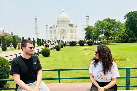デリーから車でのタージ・マハル即日ツアー、アーグラ・フォート＆ベビー・タージツアー