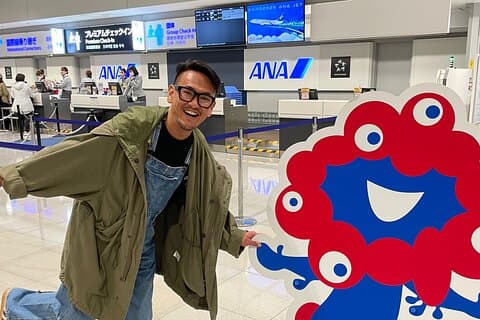 Kansai flygplats från Osaka av en japansk lokal licensierad Pro Driver