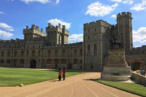 Privétour vanuit Londen naar Stonehenge en Windsor