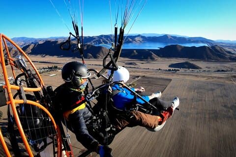 Aventura de vuelo en paramotor en tándem en Winchester