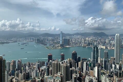 Hong Kong Highlights: Peak Tram, Star Ferry & Markets Day Tour