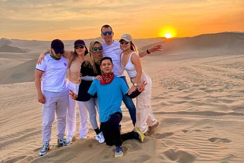 Partindo de Lima: Paracas, Ilhas, Oásis de Huacachina com traslado do hotel.
