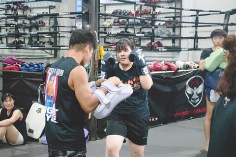 Bangkok Muay Thai Class para a diversão Fitness e aumento de confiança
