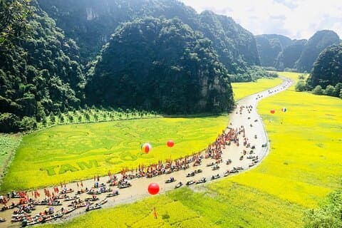 Full-Day Ninh Binh Highlights from Hanoi by Private Car