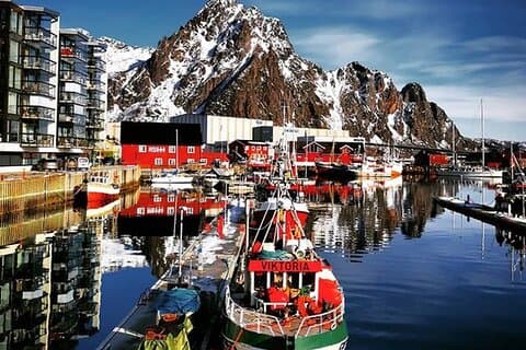 Hurtigruten Havila private Lofoten excursion from Stamsund