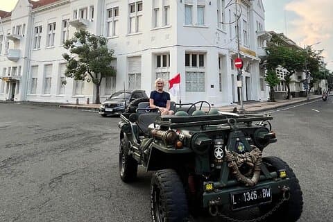 Surabaya City Tour Old Town Jeep Ride and Iconic Sites
