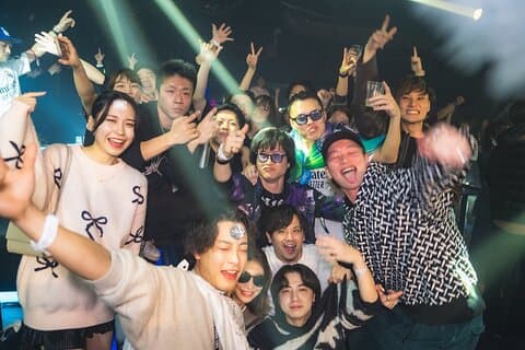 Shibuya Nightclub (2 flessen champagne in de VIP Room)