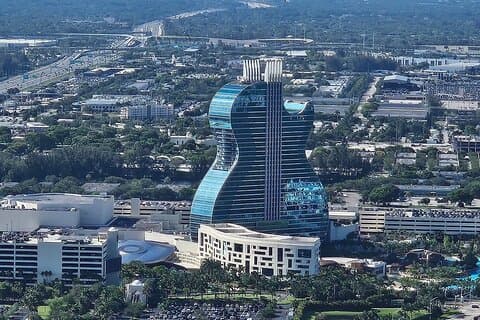 Guitar Hotel eller Miami Dolphins Stadium helikoptertur