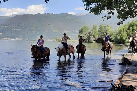 Tour a caballo desde Colico en el lago de Como