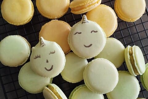Clase de macarrones con chef y niños