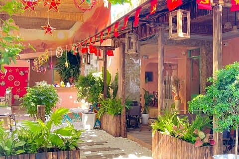 Workshop Experience and Explore Da Nang Iconic Attractions