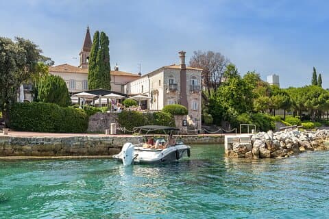 Excursion privée en hors-bord vers l'archipel de Rovinj et le fjord Lim