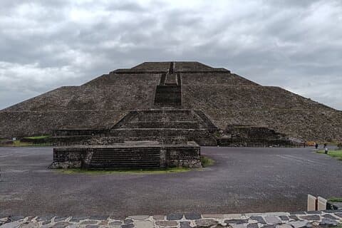 Private Trour, Teotihuacan, Basilica of Guadalupe.
