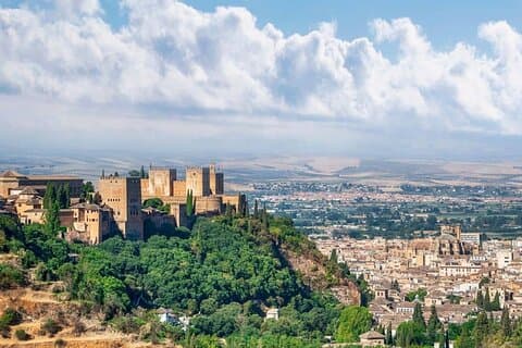 Alhambra Tour From Your Hotel in Seville