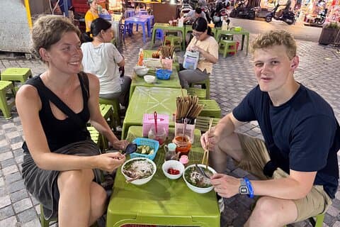 Layla HaNoi food tour