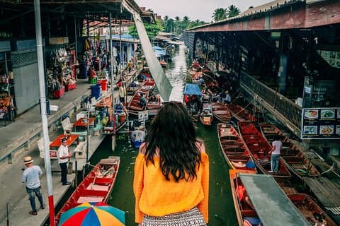 アユタヤ、メーコン鉄道、ダムノーンサドゥアク水上マーケット