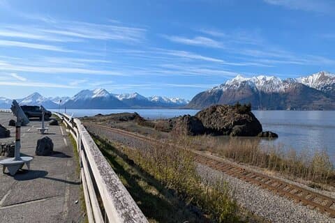 Seward Highway: En selvstyret køretur af Alaskan historiske vej