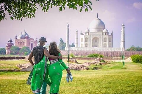 Excursion d'une journée au Taj Mahal, Fort d'Agra et Bébé Taj en voiture