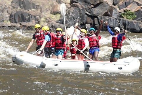 Hvide vand rafting eventyr på Zambezi floden