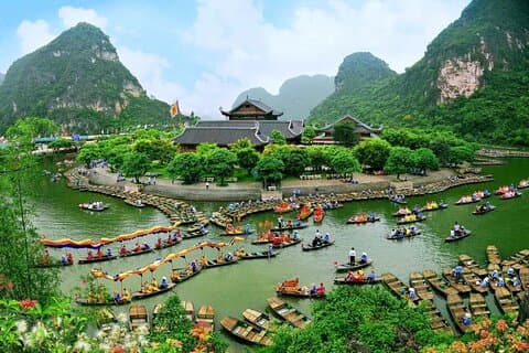 Visite des grottes de Trang An Ninh Binh en 4x4
