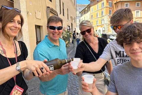 ローマでのイタリアビールツアー： サイプス、バイツ、シティサイト