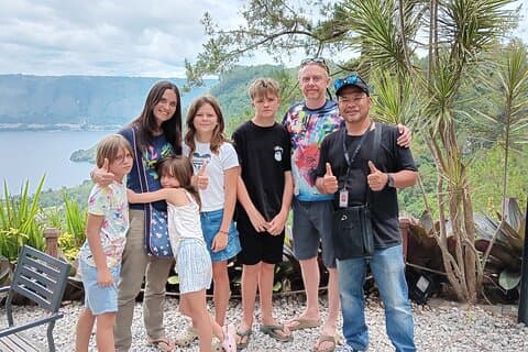 Medan-Lake Toba 1 Day.