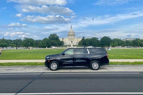 Trasferimento dall'aeroporto Ronald Reagan DCA da o per Washington DC