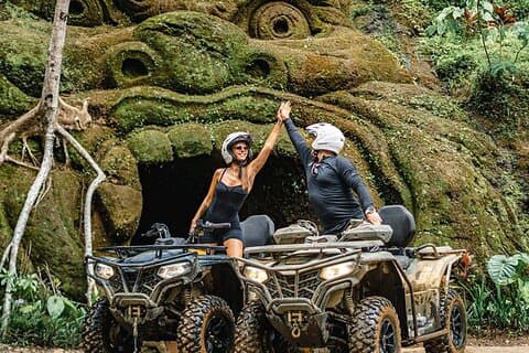 ATV Quad Bike Pass Gorilla Cave med lunsj