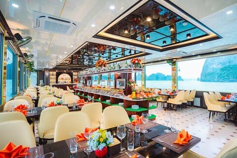 Baie d'Halong 1 - Croisière d'une journée avec visite des grottes, kayak et jacuzzi Party